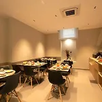 H21 Hotel 3*