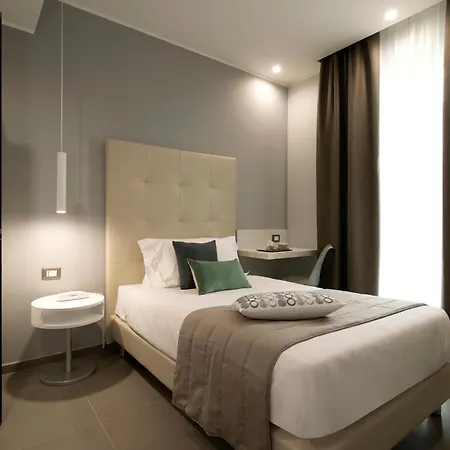 Hotel H21 3*